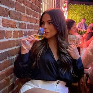 Meet your Posher, Esther